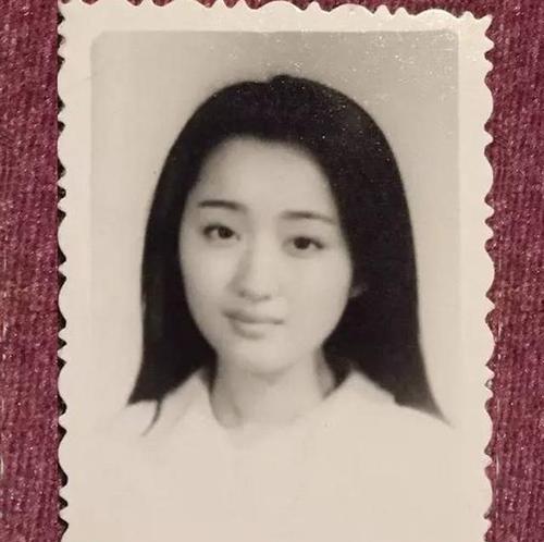 杨钰莹当年是怎么了