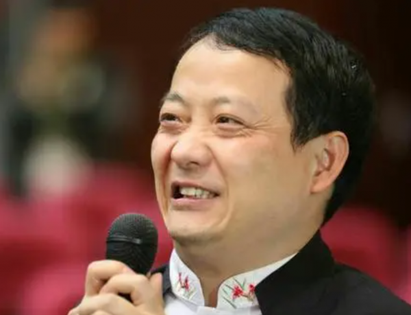 崔万志人生经历简介