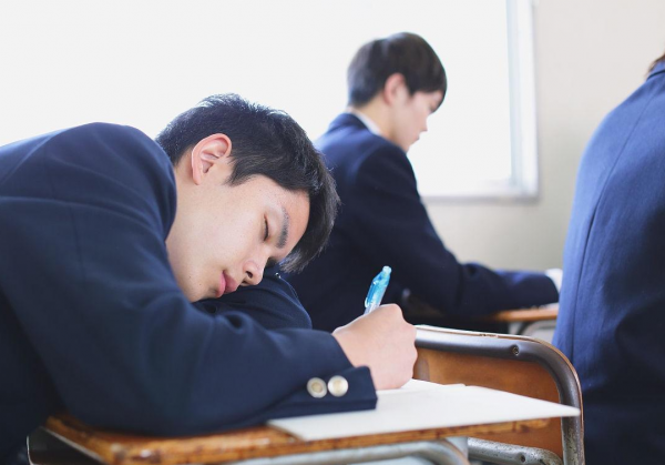 14岁初中生身高体重对照表