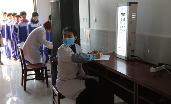 14岁初中生身高体重对照表