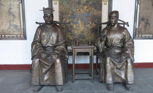 范仲淹简介及诗作作品介绍