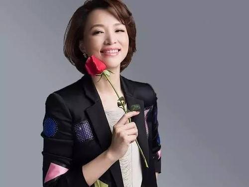 董卿学历大专是真的吗