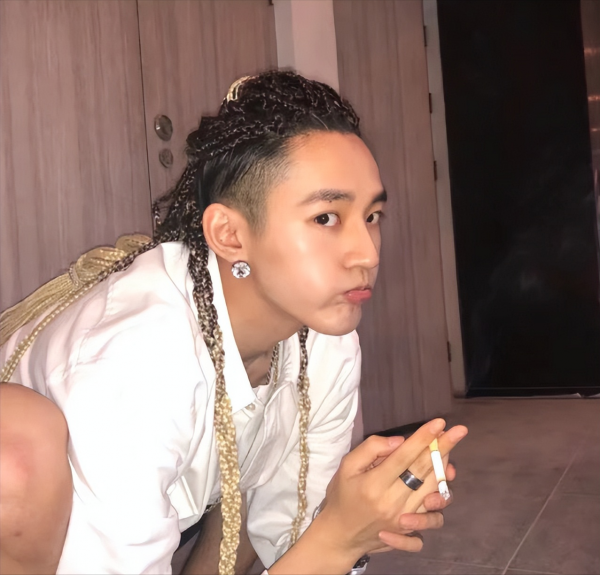 邓为身高178还是183