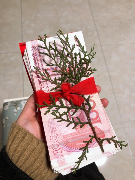 过年给女朋友父母买什么礼物好