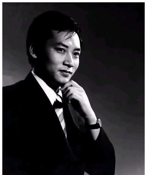 迟重瑞有亲生子吗