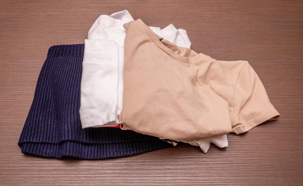 新衣服掉色怎么处理才不掉色