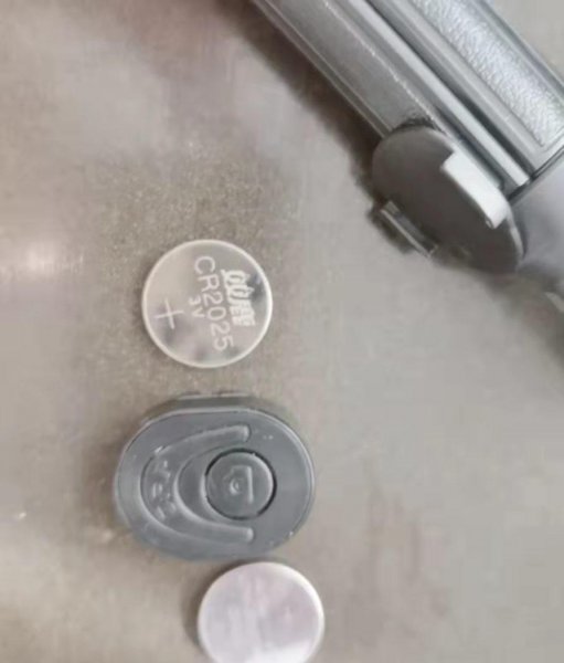 cr2032和cr2025的区别