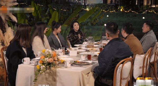吴雅婷比王栎鑫大几岁