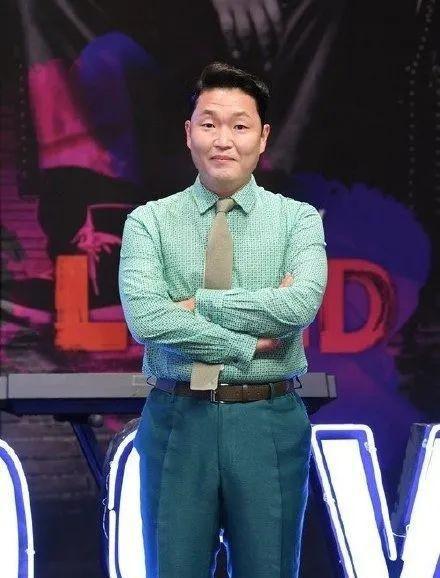 江南style是哪一年出品出来流行的