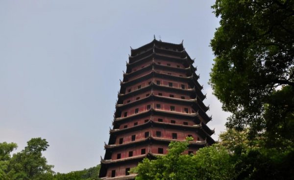 六和塔的建造者是谁