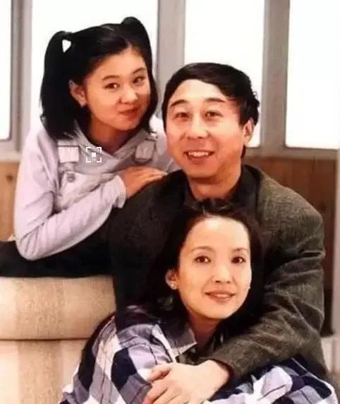 李小萌个人简历