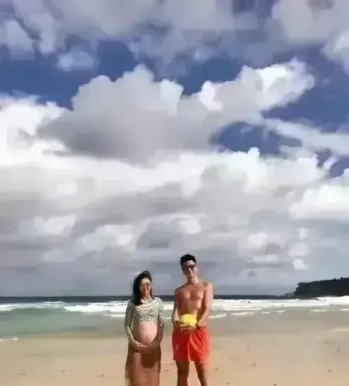 李小萌个人简历