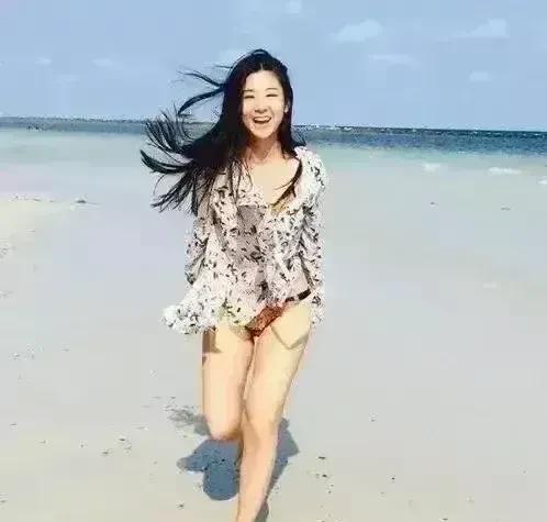 李小萌个人简历