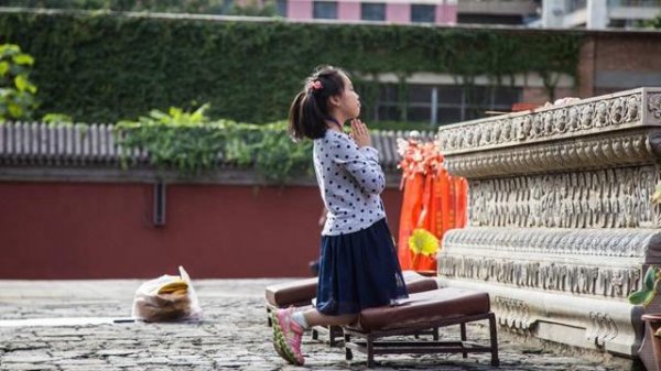 去寺庙点香有什么讲究