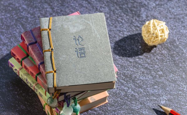 论语的作者是孔子吗