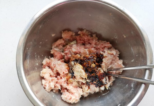 做馅饼用烫面还是发面好吃