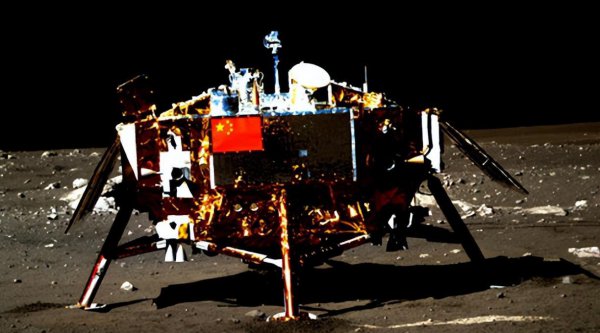 我国首颗探月卫星的名称