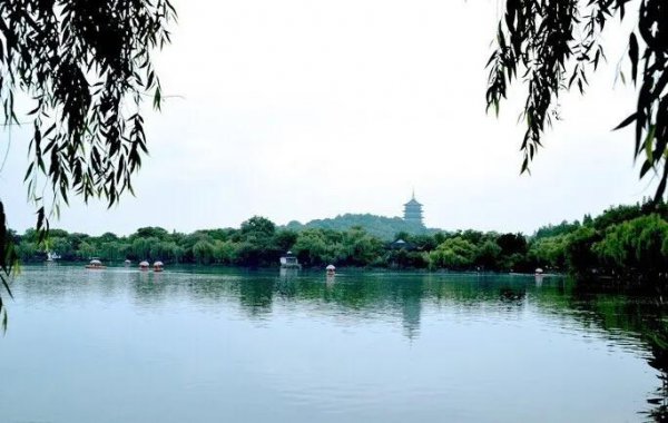 西湖历史背景简介