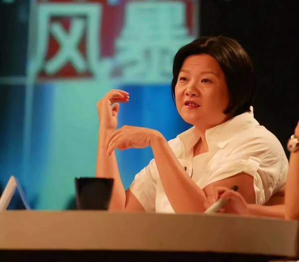 洪晃的四次婚史是怎么回事