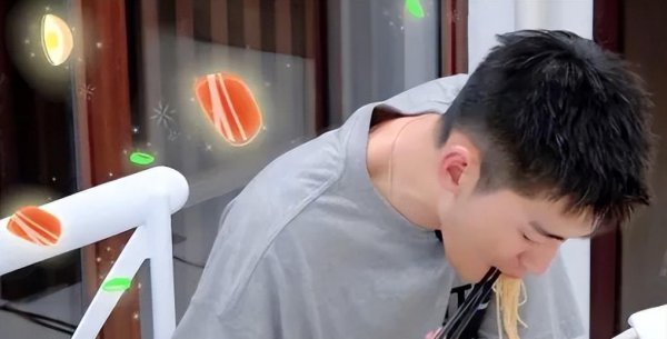演员张翰出什么事了