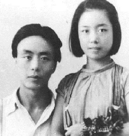 艾青原名叫什么