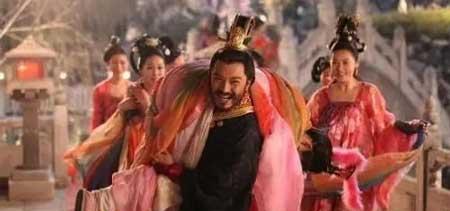 汉灵帝让宫女做过什么事