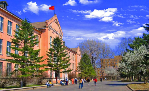 辽宁大学是211吗