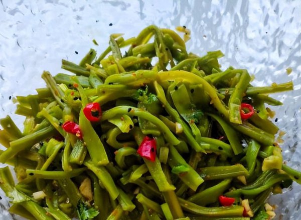 贡菜和莴笋的区别图片