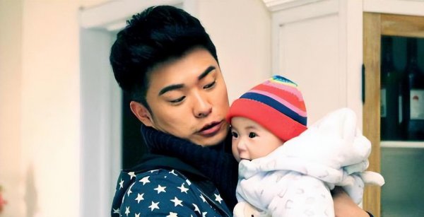 陈赫和陈凯歌什么关系