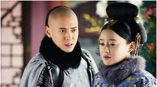 清朝的开国皇帝皇太极为什么喜欢海兰珠不喜欢孝庄