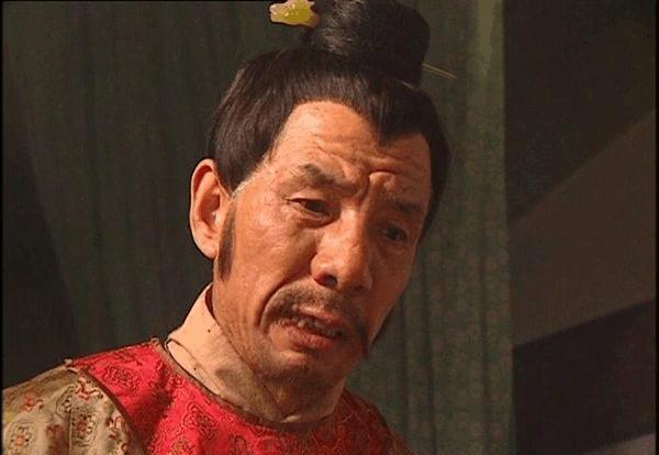 高俅以看刀为名陷害林冲用的是什么计