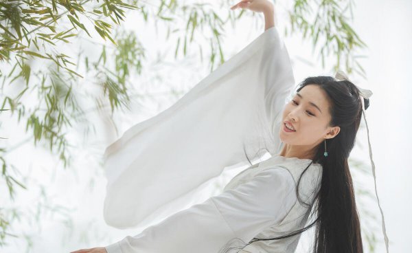 女子思念心上人的诗句及意思