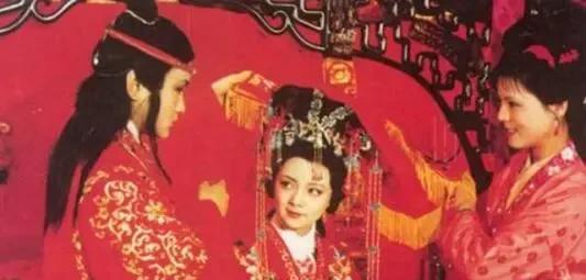 贾母是支持还是反对宝黛姻缘