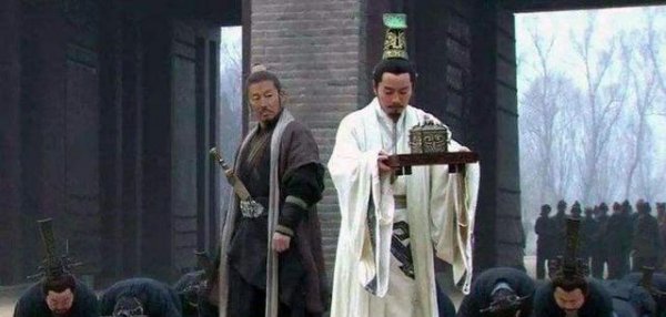 刘邦攻打咸阳时候王翦蒙恬在哪