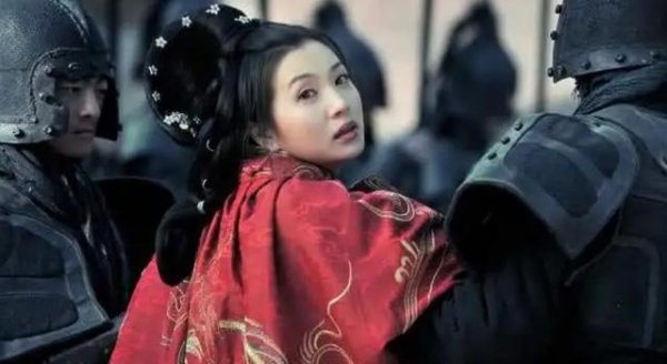 王允与貂蝉到底什么关系