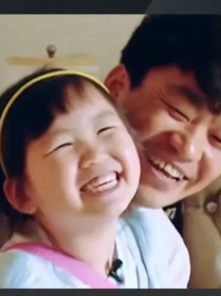 王宝强的儿子和女儿是亲生的吗