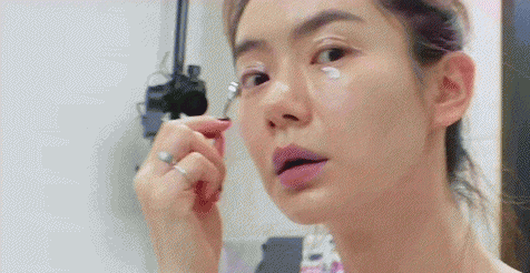 眼霜什么时候用正确