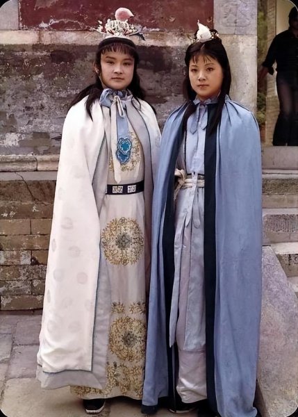 红楼梦有多少个人物