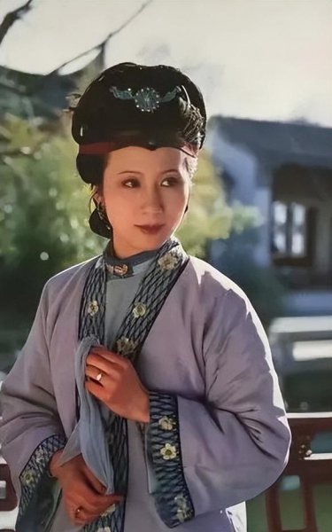 红楼梦有多少个人物