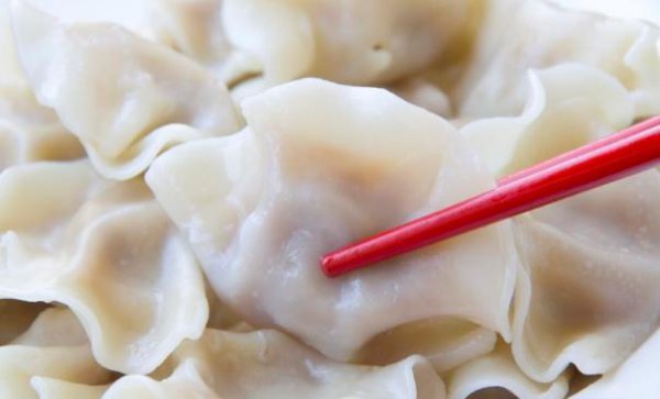 正煮冻饺子的方法