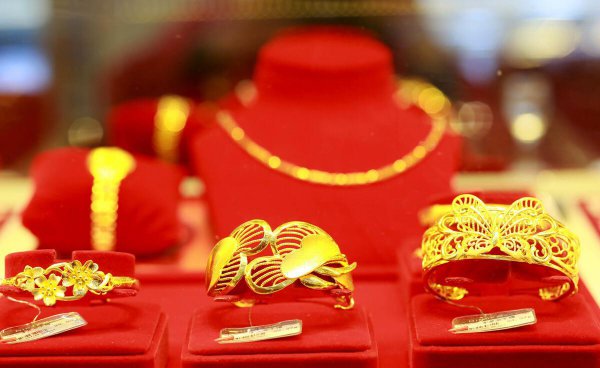 为什么中国黄金比别的黄金便宜