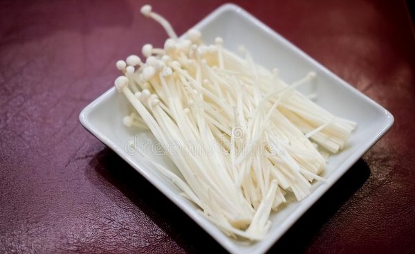 金针菇怎么洗才能把甲醛干净