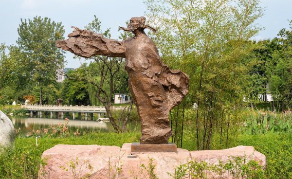 白居易什么主义诗人