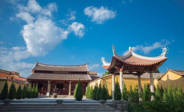 送别李叔同原文及翻译