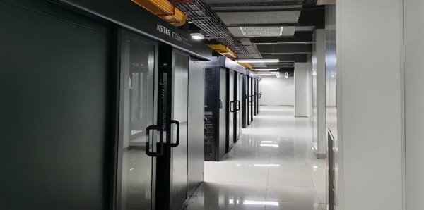ups不间断电源哪家好