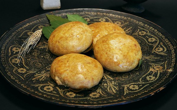 蛋糕由来及其寓意