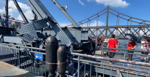 丹东市多少人口和面积