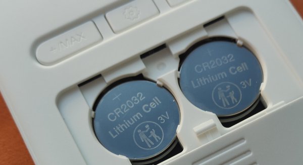 纽扣电池cr2025和cr2032通用吗
