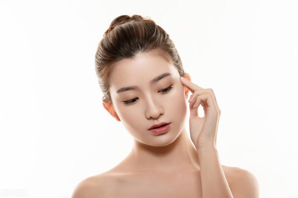 前任默默关注你的原因