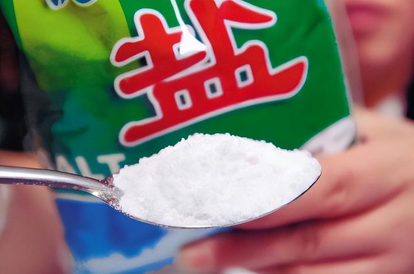 糖果放2年了还能吃吗